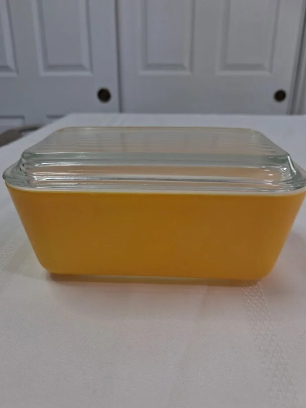 Vintage PYREX 0502 1.5 Pint Gold Colored Refrigerator Dish with Ribbed Glass Lid